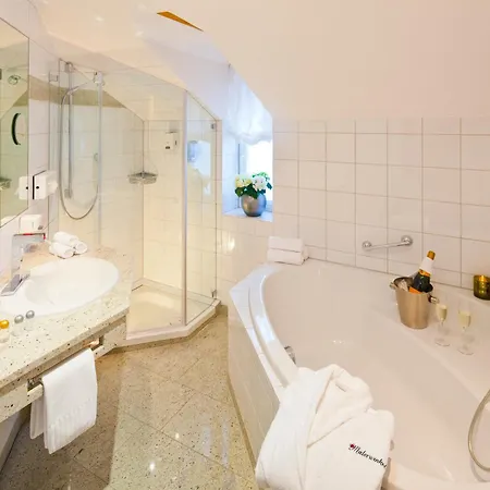 Malerwinkel מלון ברגיש גלאדבך